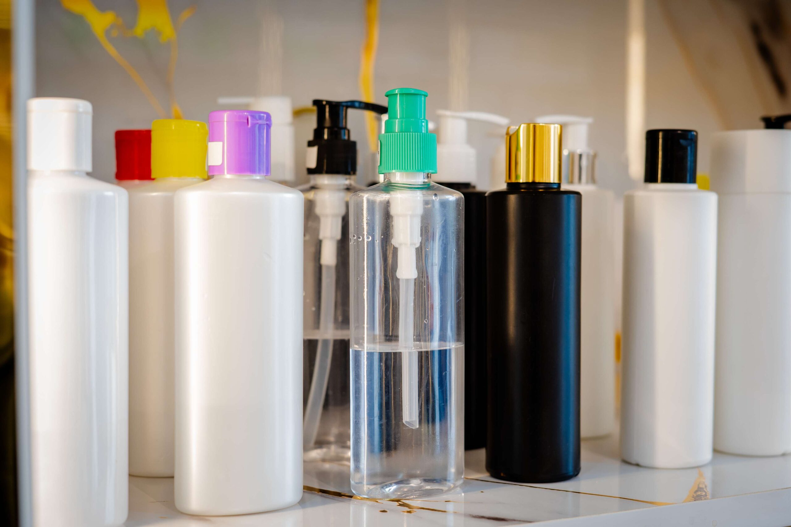 Plastic Flip Top Caps Bottles